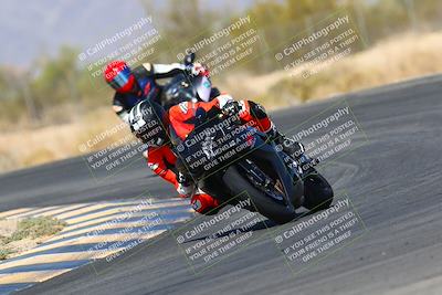 media/Mar-28-2022-Superbike Trackdays (Mon) [[b8603d0f67]]/Open Track Time/Turn 7/